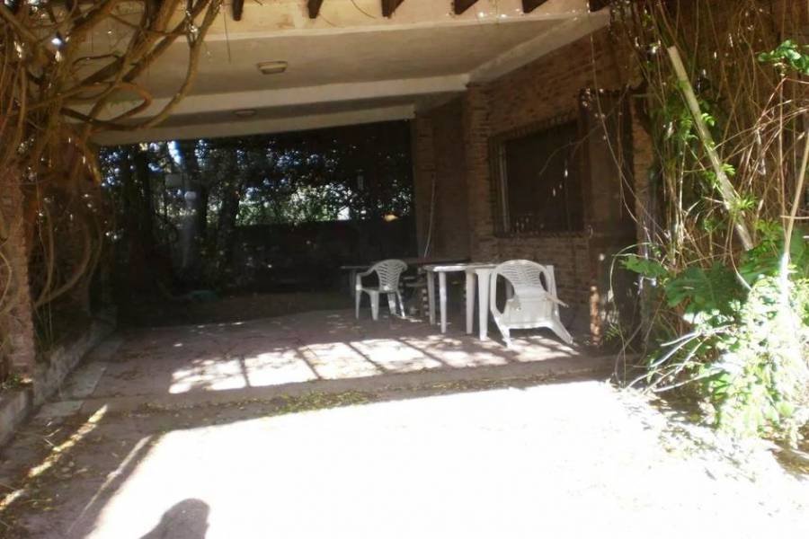 Punta del Este, Maldonado, Uruguay, 5 Bedrooms Bedrooms, ,3 BathroomsBathrooms,Casas,Venta,41872