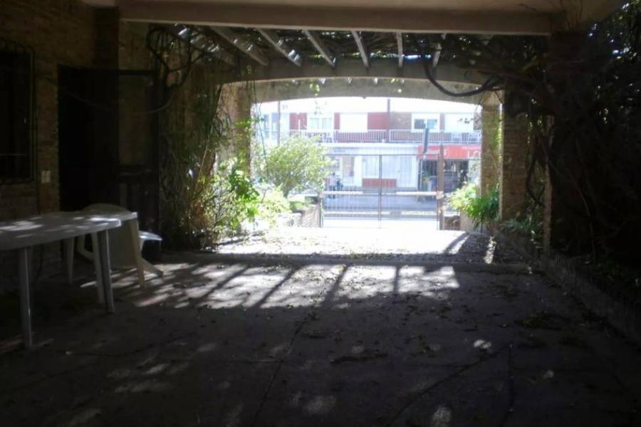 Punta del Este, Maldonado, Uruguay, 5 Bedrooms Bedrooms, ,3 BathroomsBathrooms,Casas,Venta,41872