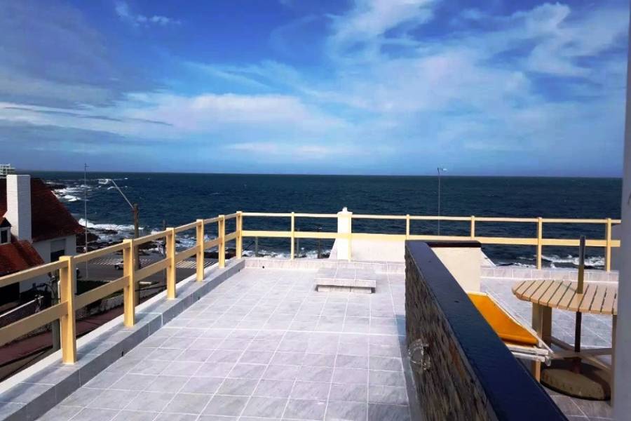 Punta del Este, Maldonado, Uruguay, 6 Bedrooms Bedrooms, ,2 BathroomsBathrooms,Casas,Venta,41878