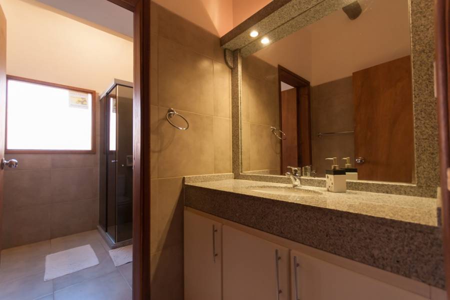 Punta del Este, Maldonado, Uruguay, 3 Bedrooms Bedrooms, ,2 BathroomsBathrooms,Casas,Venta,41882