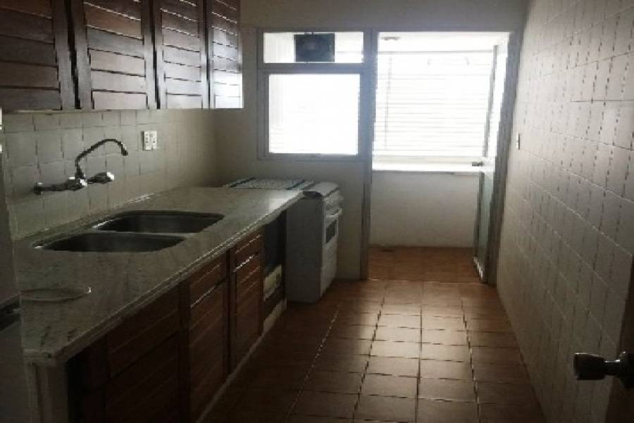 Punta del Este, Maldonado, Uruguay, 2 Bedrooms Bedrooms, ,1 BañoBathrooms,Apartamentos,Venta,41883