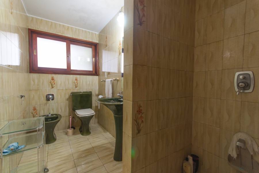 Punta del Este, Maldonado, Uruguay, 4 Bedrooms Bedrooms, ,3 BathroomsBathrooms,Casas,Venta,41888