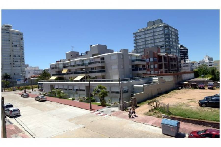 Punta del Este, Maldonado, Uruguay, 2 Bedrooms Bedrooms, ,2 BathroomsBathrooms,Apartamentos,Venta,41902