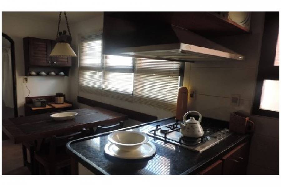 Punta del Este, Maldonado, Uruguay, 2 Bedrooms Bedrooms, ,2 BathroomsBathrooms,Apartamentos,Venta,41904