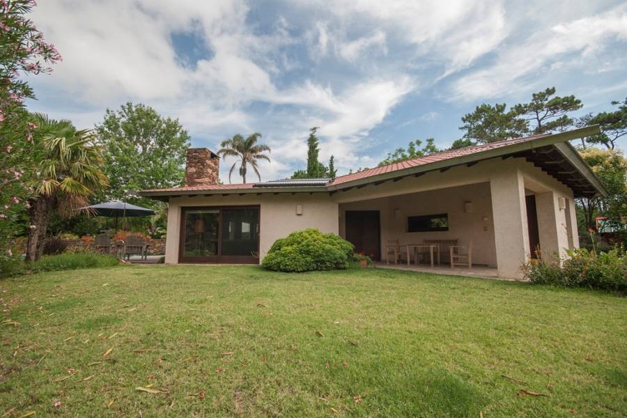 Punta del Este, Maldonado, Uruguay, 1 Dormitorio Bedrooms, ,1 BañoBathrooms,Casas,Venta,41908