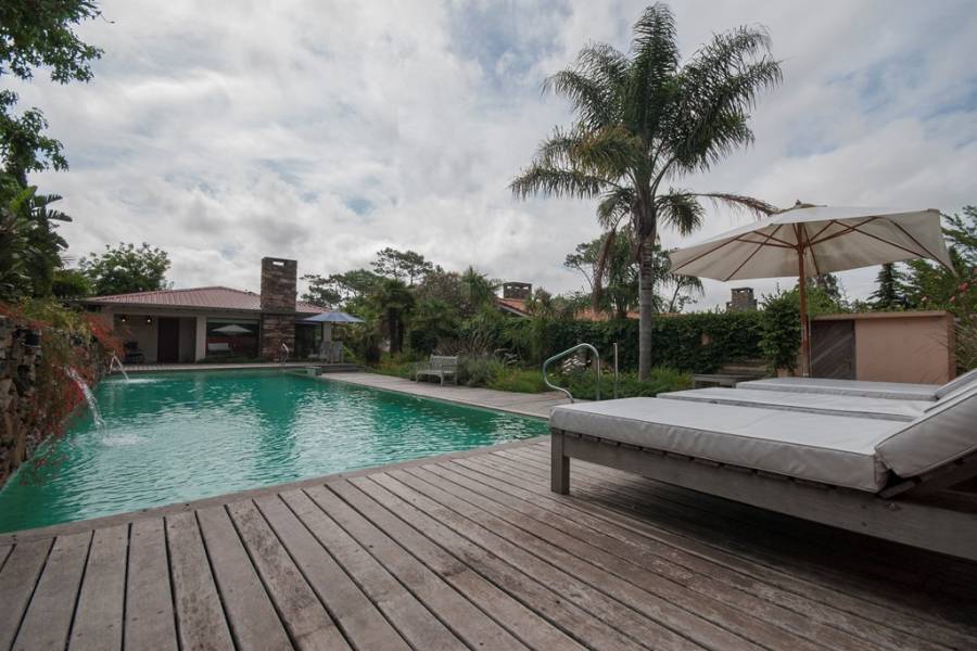 Punta del Este, Maldonado, Uruguay, 1 Dormitorio Bedrooms, ,1 BañoBathrooms,Casas,Venta,41908