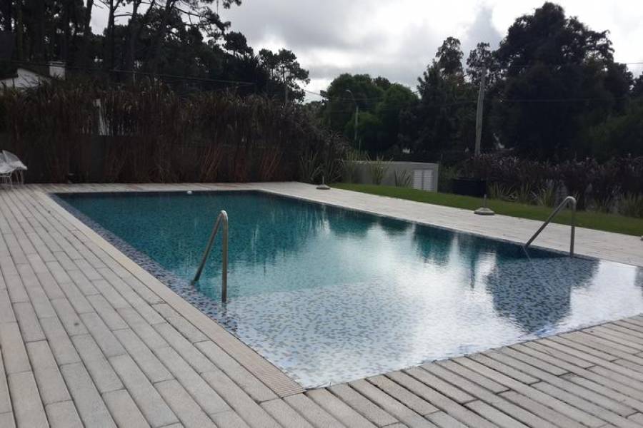 Punta del Este, Maldonado, Uruguay, 1 Dormitorio Bedrooms, ,1 BañoBathrooms,Apartamentos,Venta,41909