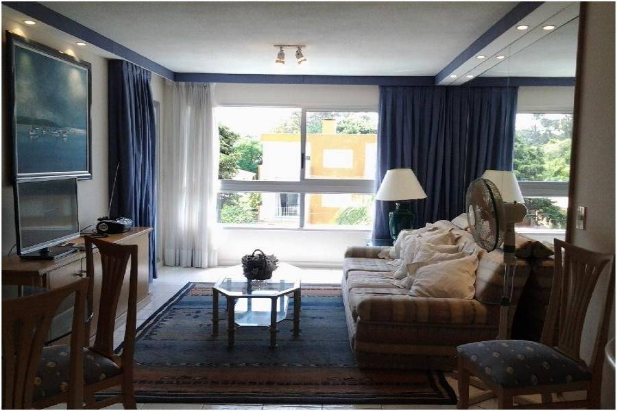Punta del Este, Maldonado, Uruguay, 2 Bedrooms Bedrooms, ,2 BathroomsBathrooms,Apartamentos,Venta,41921