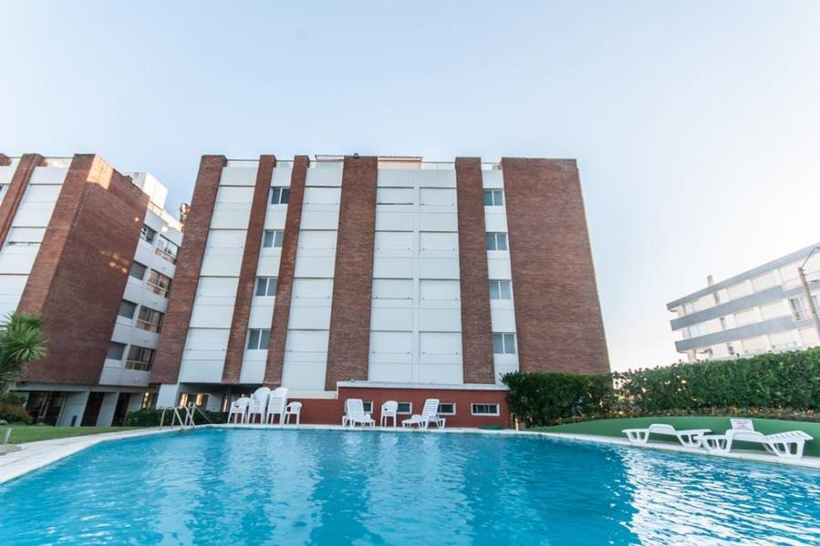 Punta del Este, Maldonado, Uruguay, 2 Bedrooms Bedrooms, ,2 BathroomsBathrooms,Apartamentos,Venta,41929
