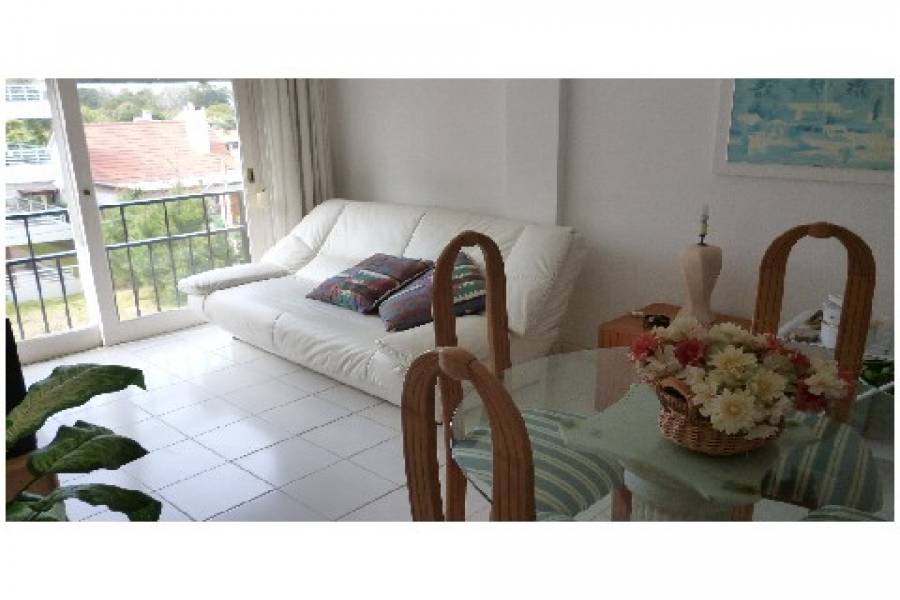 Punta del Este, Maldonado, Uruguay, 1 Dormitorio Bedrooms, ,1 BañoBathrooms,Apartamentos,Venta,41932