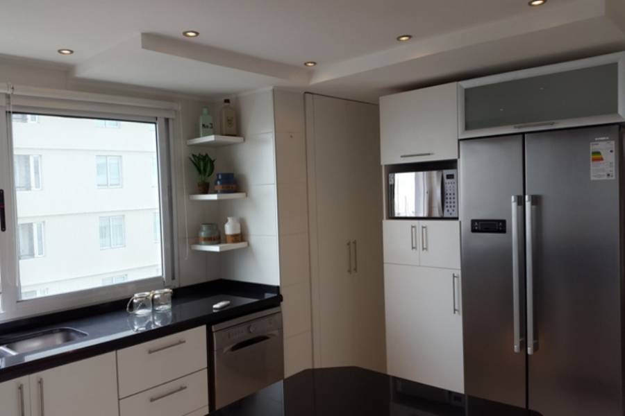 Punta del Este, Maldonado, Uruguay, 5 Bedrooms Bedrooms, ,5 BathroomsBathrooms,Apartamentos,Venta,41943
