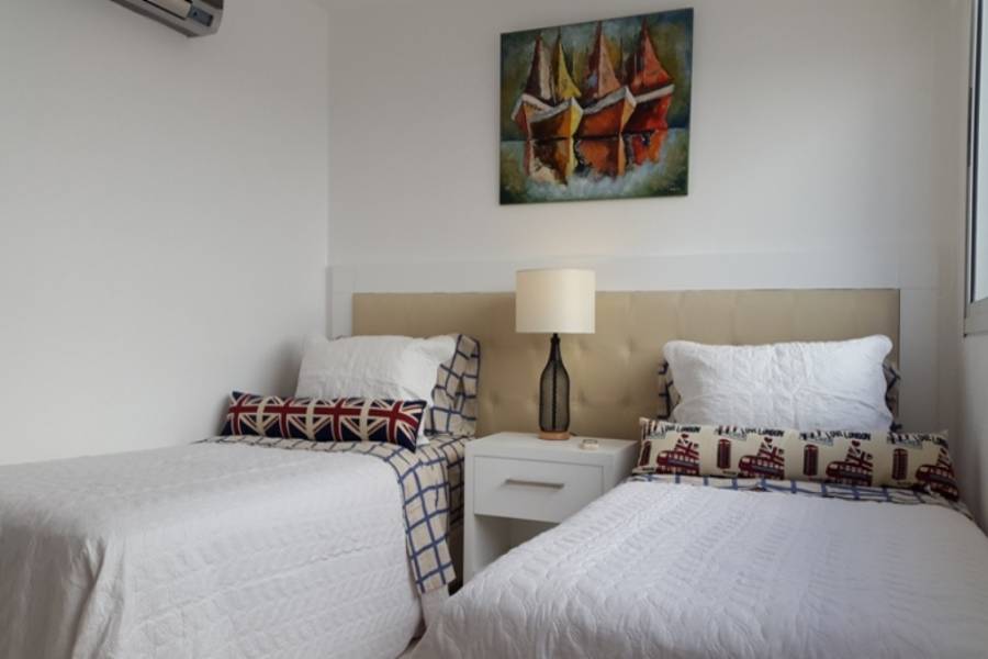 Punta del Este, Maldonado, Uruguay, 5 Bedrooms Bedrooms, ,5 BathroomsBathrooms,Apartamentos,Venta,41943