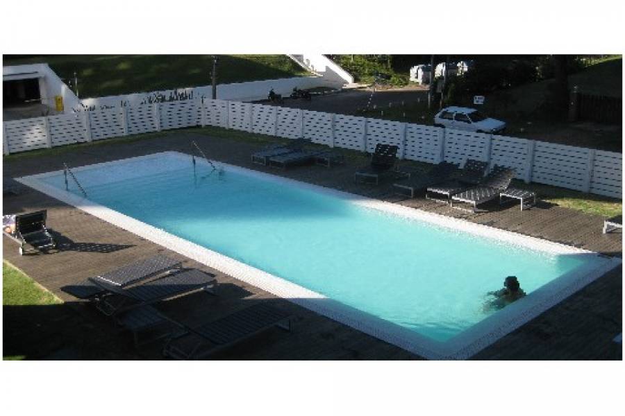 Punta del Este, Maldonado, Uruguay, 2 Bedrooms Bedrooms, ,2 BathroomsBathrooms,Apartamentos,Venta,41944