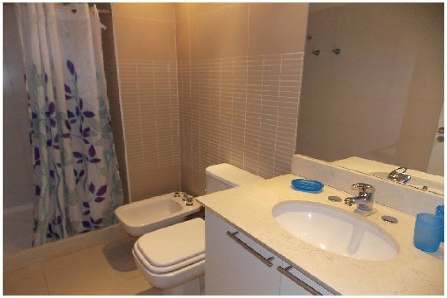 Punta del Este, Maldonado, Uruguay, 2 Bedrooms Bedrooms, ,2 BathroomsBathrooms,Apartamentos,Venta,41944