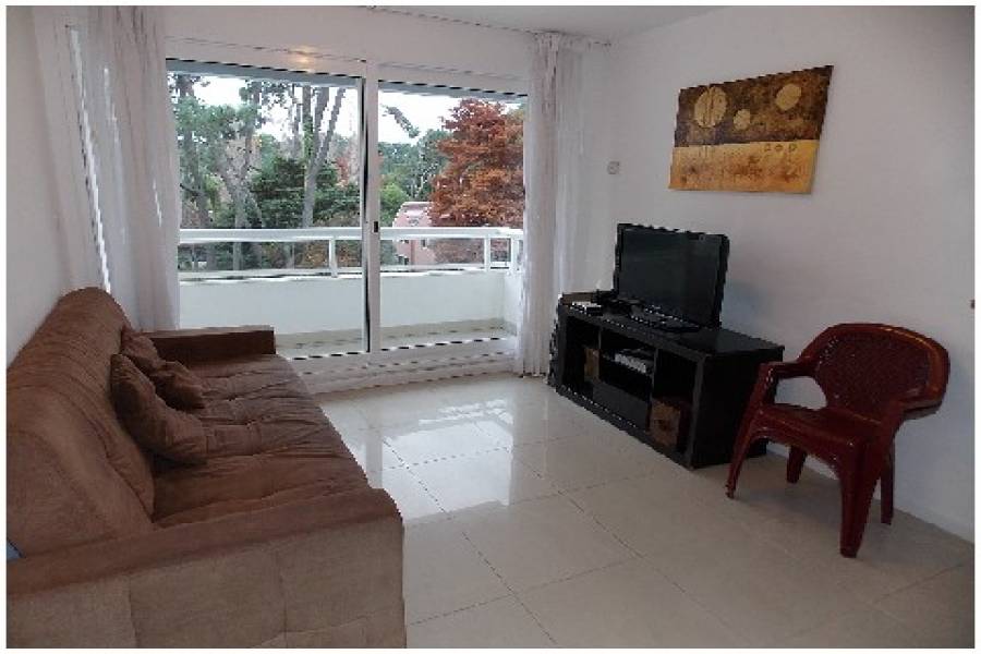 Punta del Este, Maldonado, Uruguay, 2 Bedrooms Bedrooms, ,2 BathroomsBathrooms,Apartamentos,Venta,41944