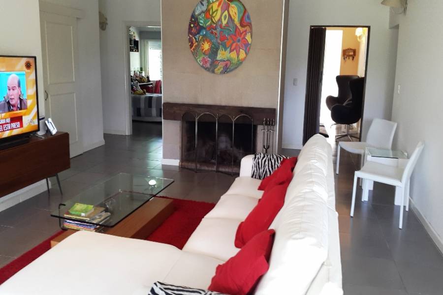Punta del Este, Maldonado, Uruguay, 4 Bedrooms Bedrooms, ,3 BathroomsBathrooms,Casas,Venta,41948