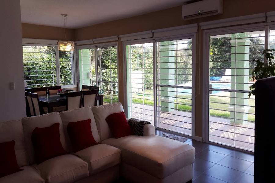 Punta del Este, Maldonado, Uruguay, 4 Bedrooms Bedrooms, ,3 BathroomsBathrooms,Casas,Venta,41948
