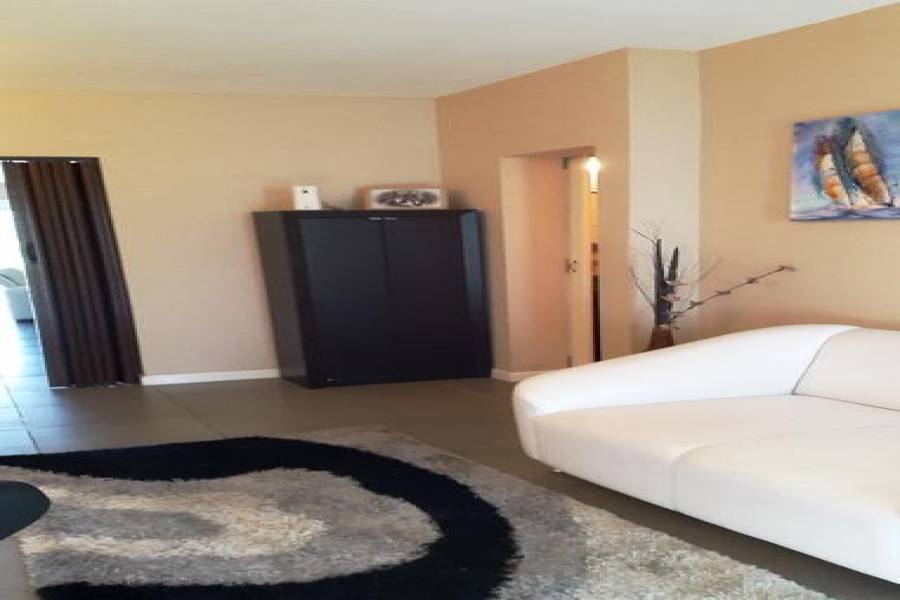 Punta del Este, Maldonado, Uruguay, 4 Bedrooms Bedrooms, ,3 BathroomsBathrooms,Casas,Venta,41948