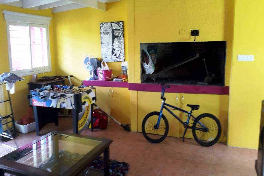 Punta del Este, Maldonado, Uruguay, 4 Bedrooms Bedrooms, ,3 BathroomsBathrooms,Casas,Venta,41948