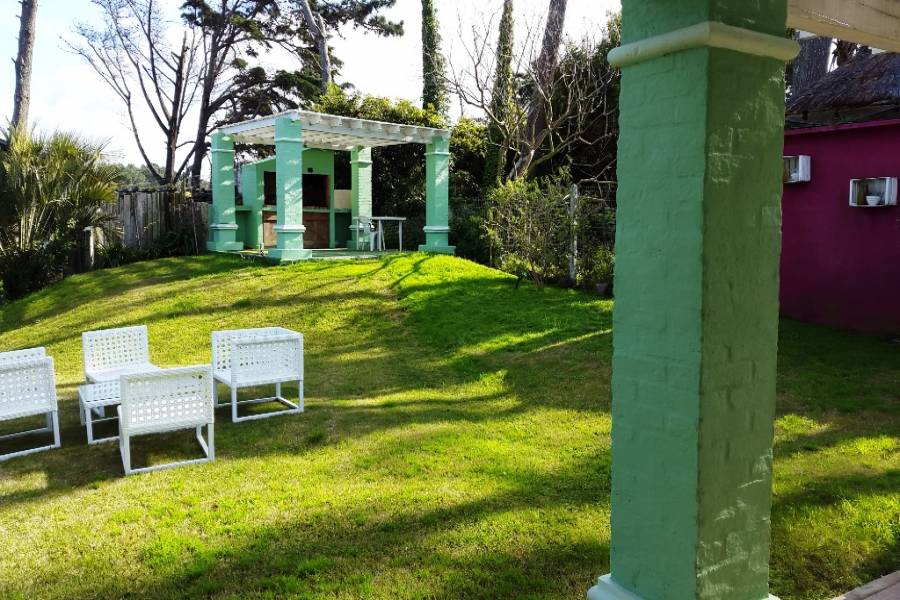 Punta del Este, Maldonado, Uruguay, 4 Bedrooms Bedrooms, ,3 BathroomsBathrooms,Casas,Venta,41948