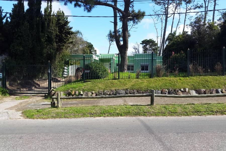 Punta del Este, Maldonado, Uruguay, 4 Bedrooms Bedrooms, ,3 BathroomsBathrooms,Casas,Venta,41948