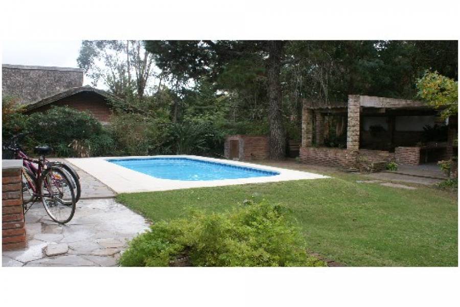 Punta del Este, Maldonado, Uruguay, 3 Bedrooms Bedrooms, ,2 BathroomsBathrooms,Casas,Venta,41949