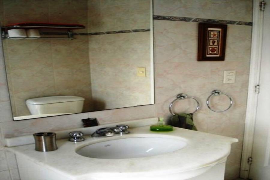 Punta del Este, Maldonado, Uruguay, 1 Dormitorio Bedrooms, ,1 BañoBathrooms,Apartamentos,Venta,41953