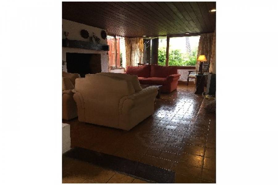 Punta de Este, Maldonado, Uruguay, 3 Bedrooms Bedrooms, ,2 BathroomsBathrooms,Casas,Venta,41961