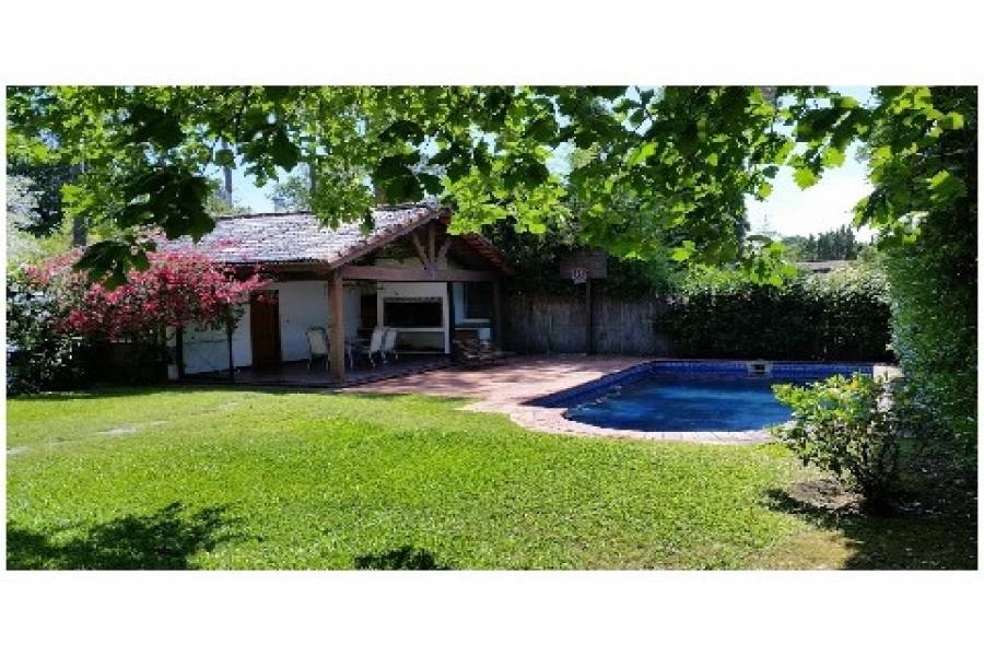 Punta de Este, Maldonado, Uruguay, 3 Bedrooms Bedrooms, ,2 BathroomsBathrooms,Casas,Venta,41961