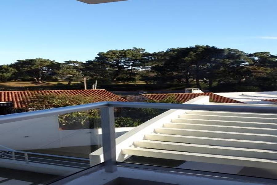 Punta del Este, Maldonado, Uruguay, 2 Bedrooms Bedrooms, ,1 BañoBathrooms,Casas,Venta,41963