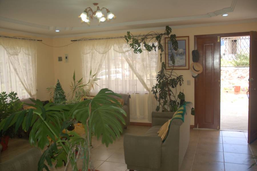 Paute, AZUAY, Ecuador, 4 Bedrooms Bedrooms, ,4 BathroomsBathrooms,Fincas-Villas,Venta,1,42002