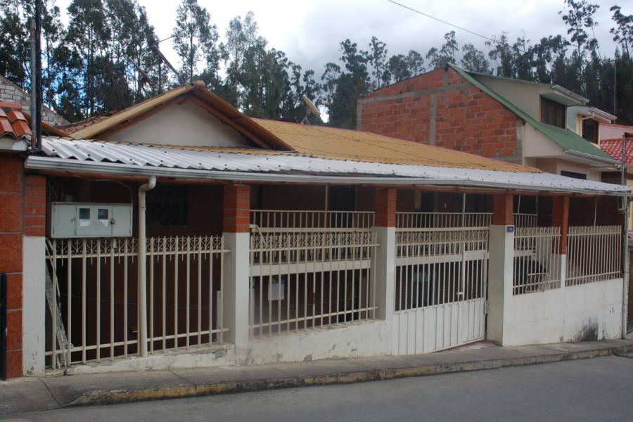 Cuenca, AZUAY, Ecuador, 3 Bedrooms Bedrooms, ,2 BathroomsBathrooms,Casas,Venta,2,42004