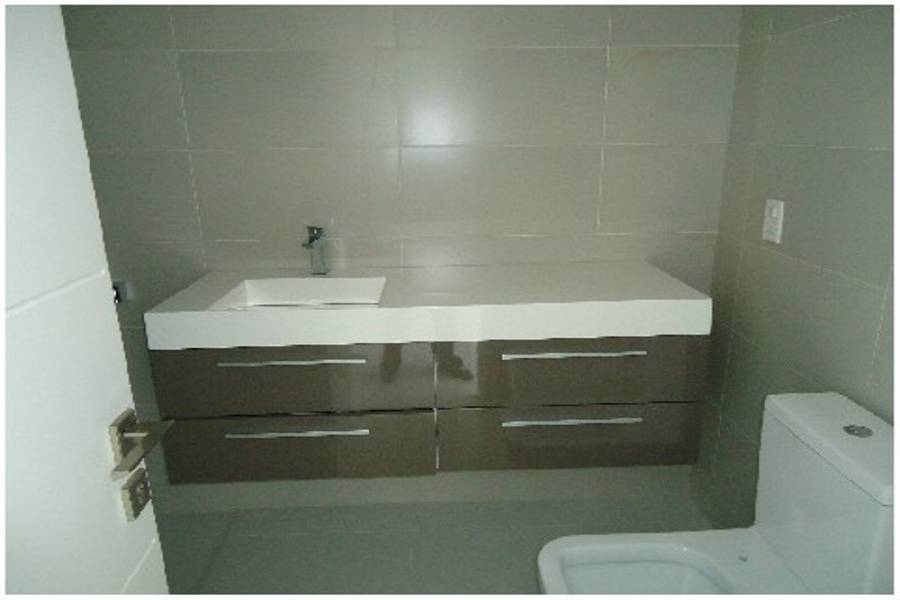 Maldonado, Uruguay, 2 Bedrooms Bedrooms, ,2 BathroomsBathrooms,Apartamentos,Venta,42042
