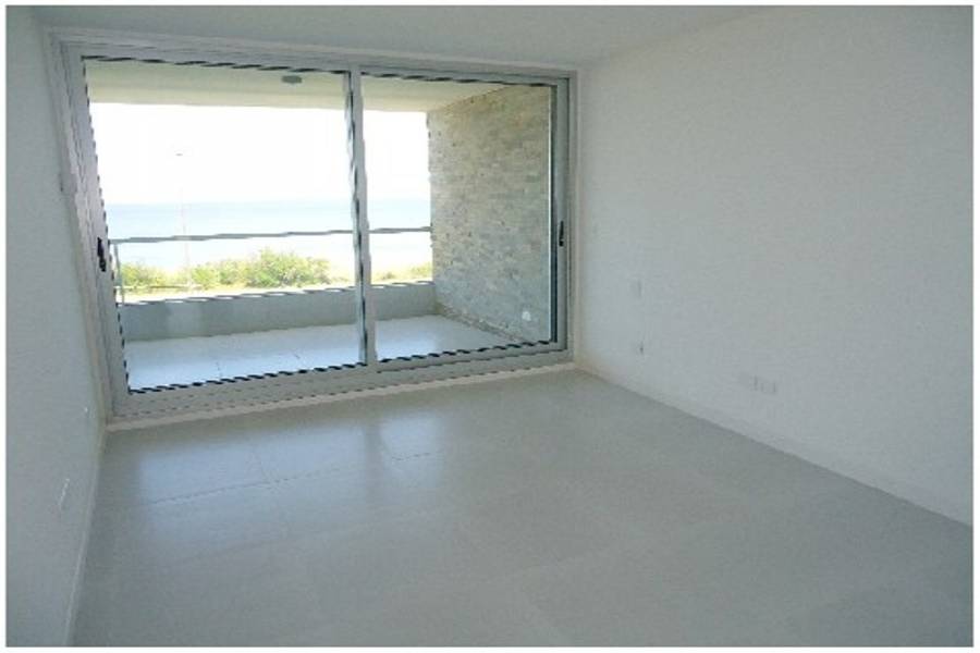 Maldonado, Uruguay, 2 Bedrooms Bedrooms, ,2 BathroomsBathrooms,Apartamentos,Venta,42042