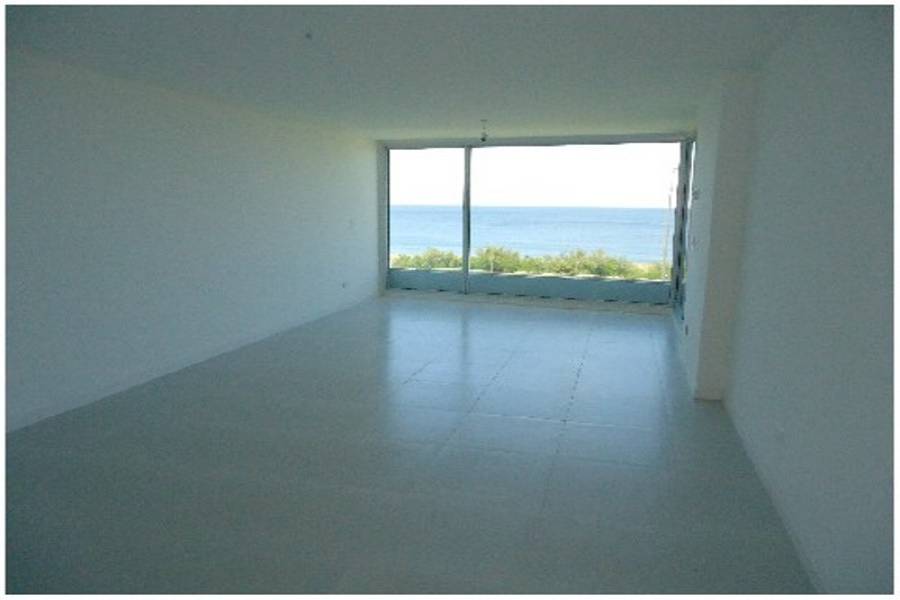 Maldonado, Uruguay, 2 Bedrooms Bedrooms, ,2 BathroomsBathrooms,Apartamentos,Venta,42042