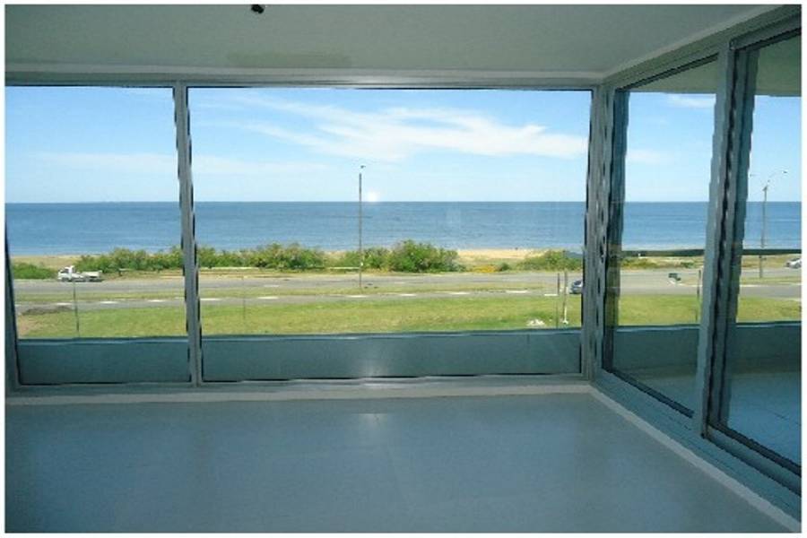 Maldonado, Uruguay, 2 Bedrooms Bedrooms, ,2 BathroomsBathrooms,Apartamentos,Venta,42042