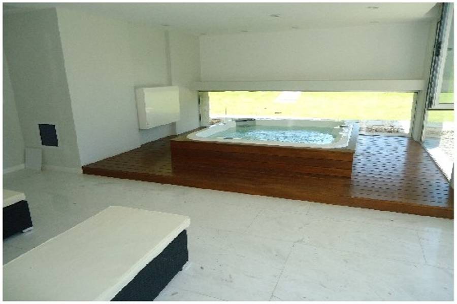 Maldonado, Uruguay, 2 Bedrooms Bedrooms, ,2 BathroomsBathrooms,Apartamentos,Venta,42042
