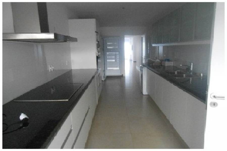 Punta del Este, Maldonado, Uruguay, 4 Bedrooms Bedrooms, ,5 BathroomsBathrooms,Apartamentos,Venta,42046