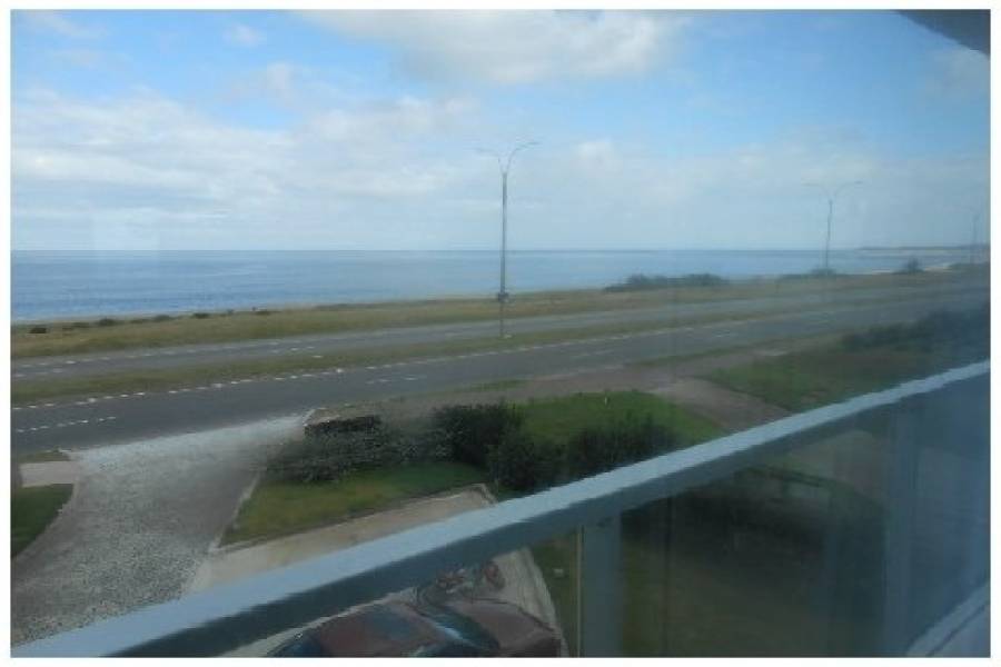 Punta del Este, Maldonado, Uruguay, 4 Bedrooms Bedrooms, ,5 BathroomsBathrooms,Apartamentos,Venta,42046