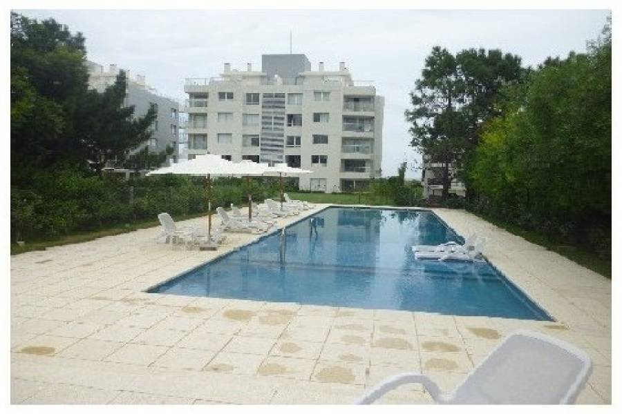 Punta del Este, Maldonado, Uruguay, 4 Bedrooms Bedrooms, ,5 BathroomsBathrooms,Apartamentos,Venta,42046