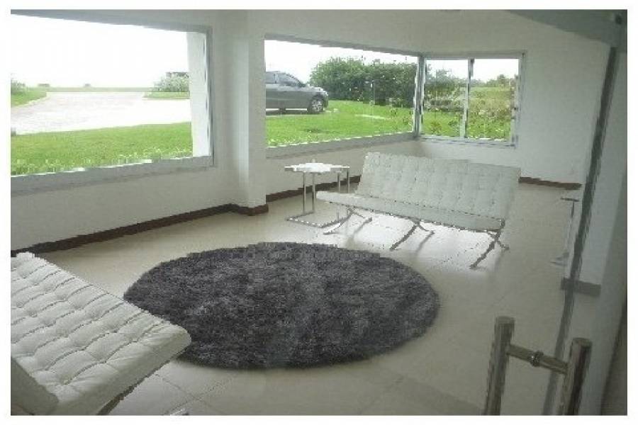 Punta del Este, Maldonado, Uruguay, 4 Bedrooms Bedrooms, ,5 BathroomsBathrooms,Apartamentos,Venta,42046