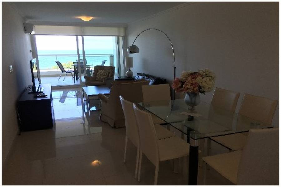 Punta del Este, Maldonado, Uruguay, 2 Bedrooms Bedrooms, ,2 BathroomsBathrooms,Apartamentos,Venta,42048