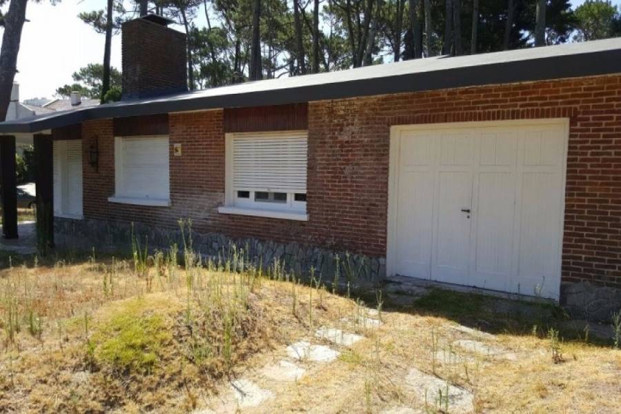 Punta del Este, Maldonado, Uruguay, 3 Bedrooms Bedrooms, ,2 BathroomsBathrooms,Casas,Venta,42056