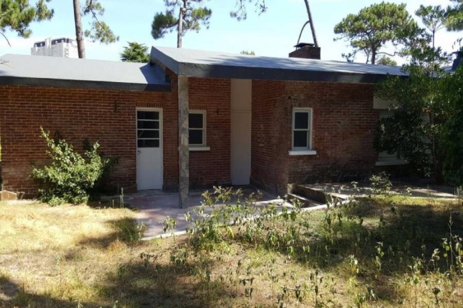 Punta del Este, Maldonado, Uruguay, 3 Bedrooms Bedrooms, ,2 BathroomsBathrooms,Casas,Venta,42056