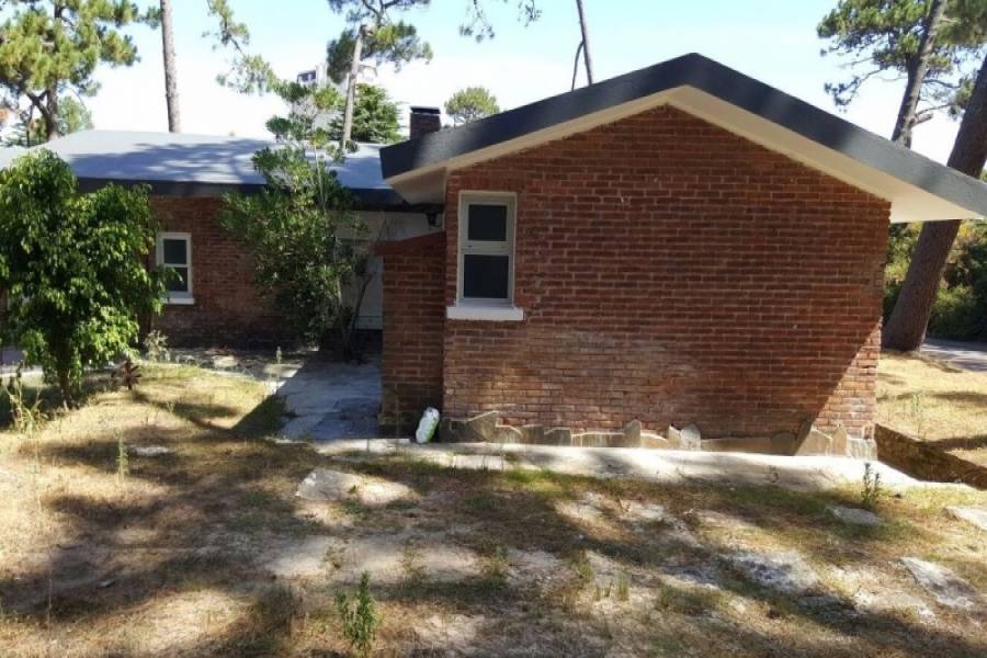 Punta del Este, Maldonado, Uruguay, 3 Bedrooms Bedrooms, ,2 BathroomsBathrooms,Casas,Venta,42056