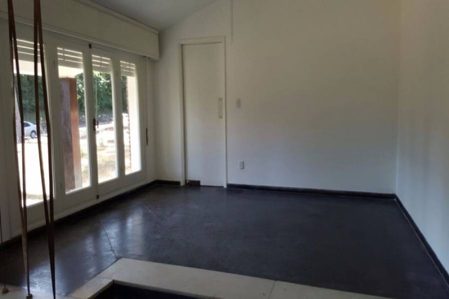 Punta del Este, Maldonado, Uruguay, 3 Bedrooms Bedrooms, ,2 BathroomsBathrooms,Casas,Venta,42056