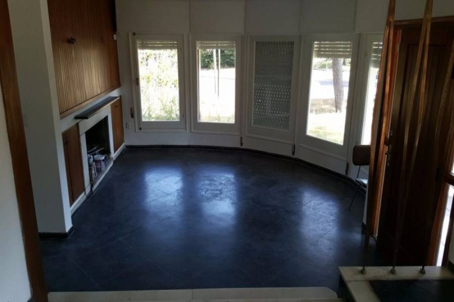 Punta del Este, Maldonado, Uruguay, 3 Bedrooms Bedrooms, ,2 BathroomsBathrooms,Casas,Venta,42056