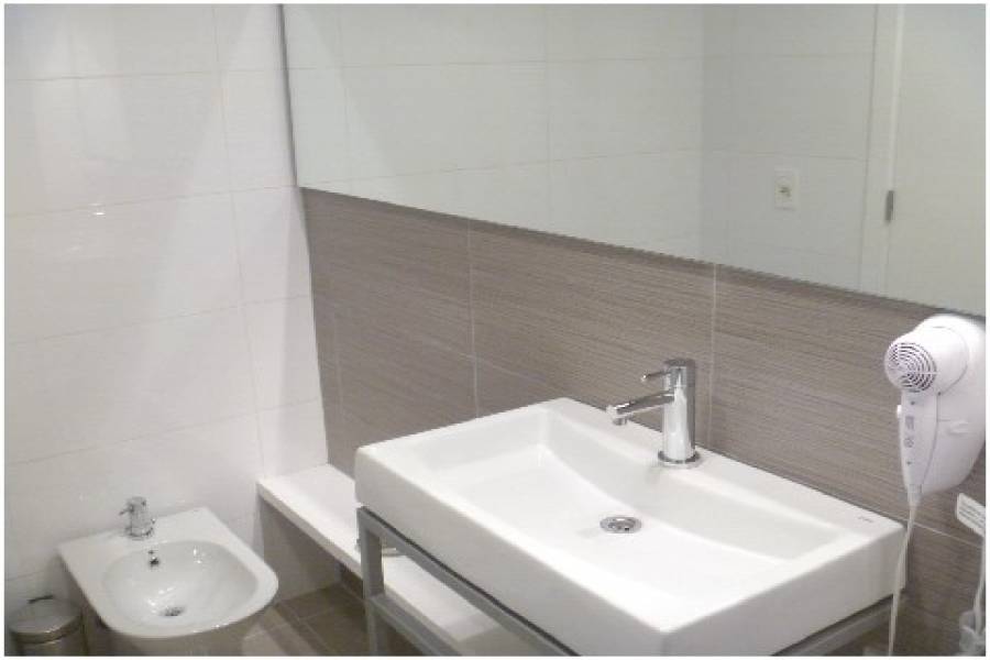 Punta del Este, Maldonado, Uruguay, 3 Bedrooms Bedrooms, ,3 BathroomsBathrooms,Apartamentos,Venta,42066