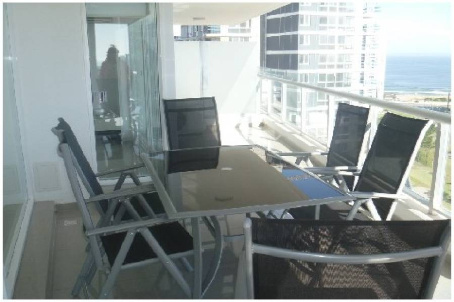 Punta del Este, Maldonado, Uruguay, 3 Bedrooms Bedrooms, ,3 BathroomsBathrooms,Apartamentos,Venta,42066