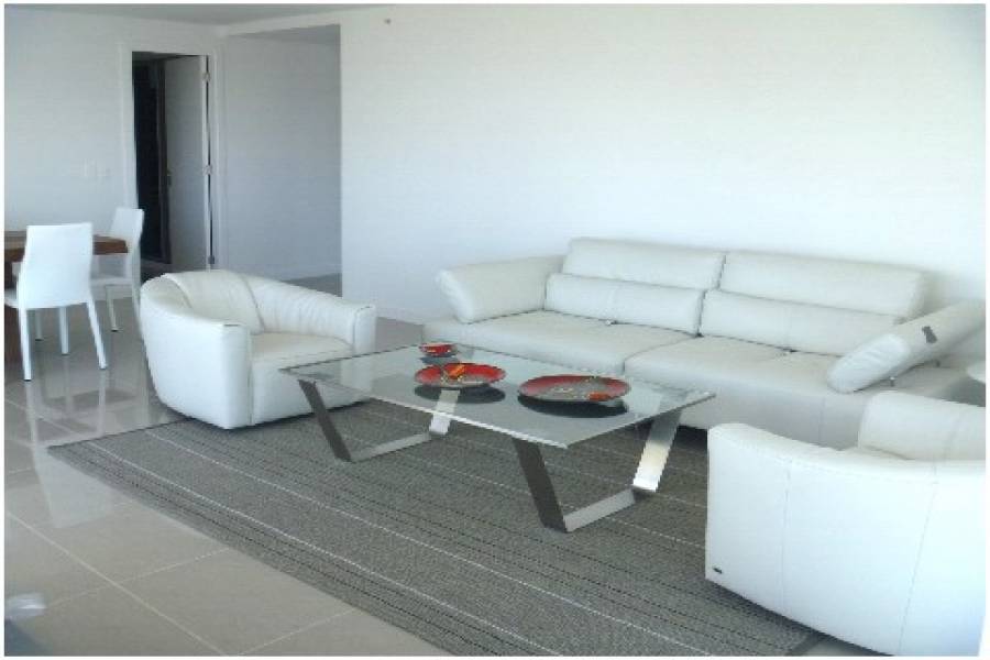 Punta del Este, Maldonado, Uruguay, 3 Bedrooms Bedrooms, ,3 BathroomsBathrooms,Apartamentos,Venta,42066